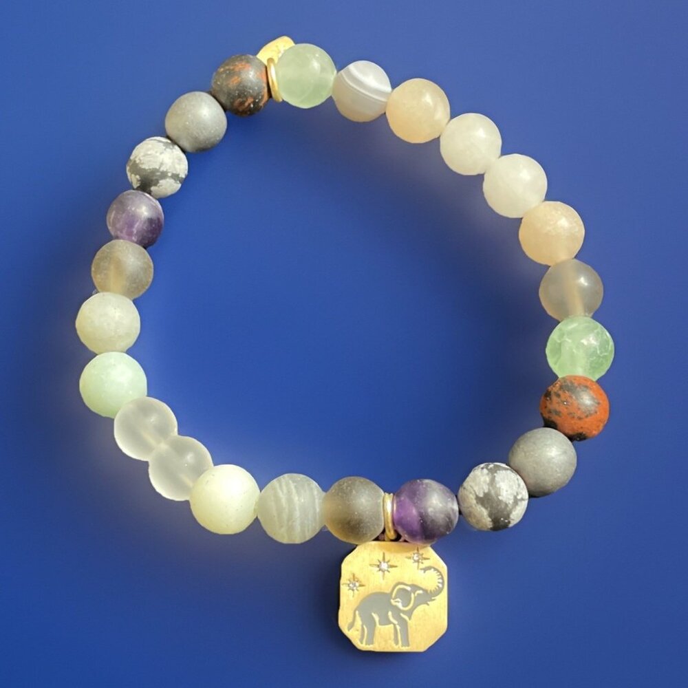 LA CN Beaded Stone Elephant Charm Stretch Bracelet